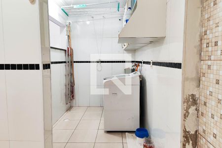 Casa à venda com 180m², 3 quartos e 2 vagas Casa à venda com 180m², 3 quartos e 2 vagasÁrea de Serviço