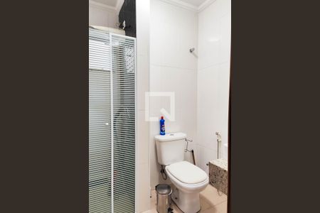 Casa à venda com 180m², 3 quartos e 2 vagas Casa à venda com 180m², 3 quartos e 2 vagasBanheiro Social
