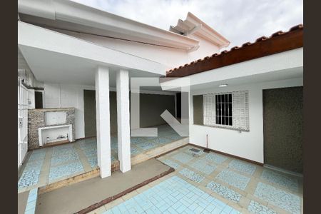 Casa à venda com 92m², 2 quartos e 2 vagasGaragem