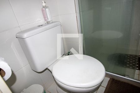 Apartamento à venda com 58m², 2 quartos e 1 vaga Apartamento à venda com 58m², 2 quartos e 1 vagaBanheiro