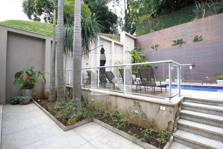 Casa de condomínio à venda com 805m², 4 quartos e 4 vagasPiscina