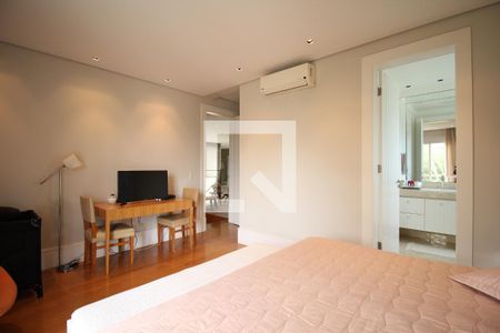 Casa de condomínio à venda com 805m², 4 quartos e 4 vagasSuíte 3