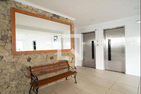 Studio à venda com 42m², 1 quarto e sem vaga Studio à venda com 42m², 1 quarto e sem vagaÁrea comum - Elevadores/Hall Social