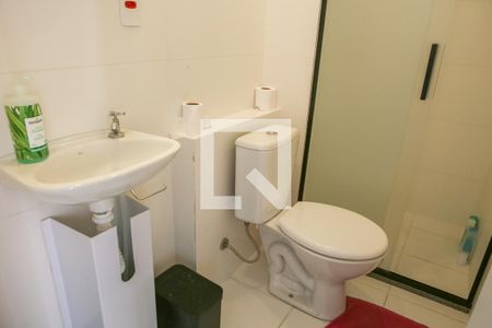 Apartamento à venda com 33m², 2 quartos e sem vaga Apartamento à venda com 33m², 2 quartos e sem vagaBanheiro