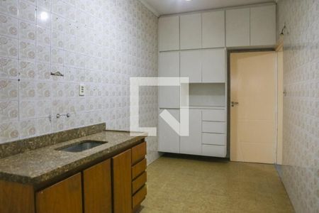 Apartamento à venda com 52m², 2 quartos e sem vaga Apartamento à venda com 52m², 2 quartos e sem vagaCozinha e Área de Serviço