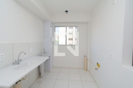 Apartamento para alugar com 47m², 2 quartos e 1 vaga Apartamento para alugar com 47m², 2 quartos e 1 vagaCozinha e Área de Serviço