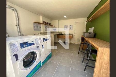 Apartamento para alugar com 34m², 2 quartos e sem vaga Apartamento para alugar com 34m², 2 quartos e sem vagaLavanderia
