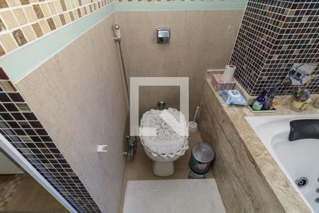 Apartamento à venda com 182m², 3 quartos e 1 vaga Apartamento à venda com 182m², 3 quartos e 1 vagaBanheiro 1 - Suíte