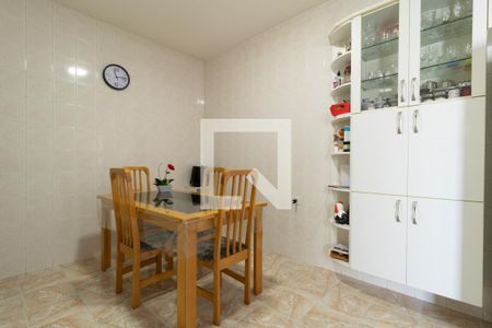 Casa à venda com 160m², 2 quartos e 2 vagasCozinha