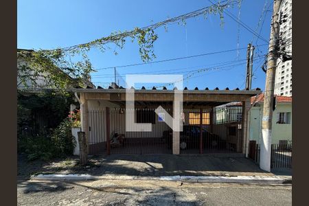 Casa à venda com 160m², 2 quartos e 2 vagasFachada