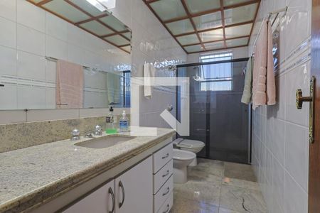 Apartamento à venda com 186m², 4 quartos e 3 vagas Apartamento à venda com 186m², 4 quartos e 3 vagasBanheiro