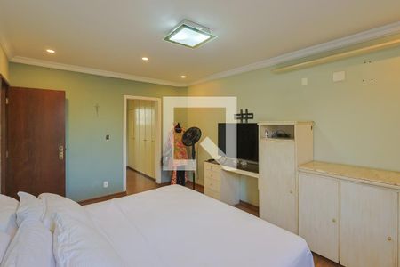 Apartamento à venda com 186m², 4 quartos e 3 vagas Apartamento à venda com 186m², 4 quartos e 3 vagasSuíte