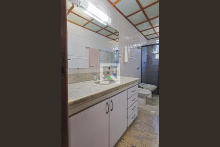 Apartamento à venda com 186m², 4 quartos e 3 vagas Apartamento à venda com 186m², 4 quartos e 3 vagasBanheiro