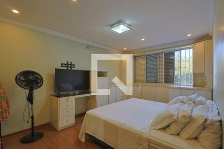 Apartamento à venda com 186m², 4 quartos e 3 vagas Apartamento à venda com 186m², 4 quartos e 3 vagasSuíte