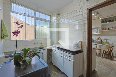 Apartamento à venda com 186m², 4 quartos e 3 vagas Apartamento à venda com 186m², 4 quartos e 3 vagasÁrea de Serviço