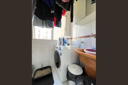Apartamento à venda com 60m², 3 quartos e 1 vaga Apartamento à venda com 60m², 3 quartos e 1 vagaÁrea de Serviço