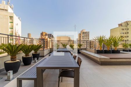 Apartamento à venda com 28m², 1 quarto e sem vaga Apartamento à venda com 28m², 1 quarto e sem vagaTerraço