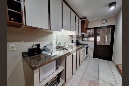 Apartamento à venda com 330m², 4 quartos e 3 vagas Apartamento à venda com 330m², 4 quartos e 3 vagasFoto 18