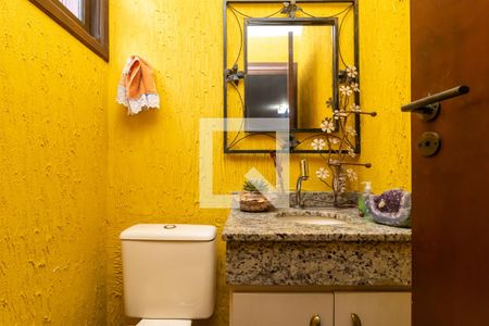 Casa à venda com 200m², 3 quartos e 2 vagasLavabo