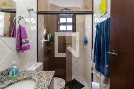 Casa à venda com 200m², 3 quartos e 2 vagasBanheiro 2