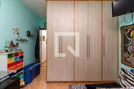 Casa à venda com 200m², 3 quartos e 2 vagasQuarto 2