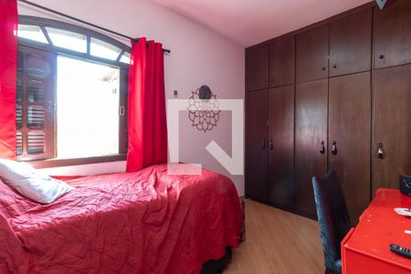 Casa à venda com 200m², 3 quartos e 2 vagasQuarto 3