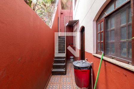 Casa à venda com 200m², 3 quartos e 2 vagasCorredor Lateral