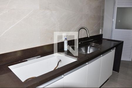 Apartamento à venda com 143m², 3 quartos e 2 vagasCozinha com Armário