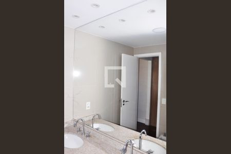 Apartamento à venda com 143m², 3 quartos e 2 vagasSuíte do Quarto 01