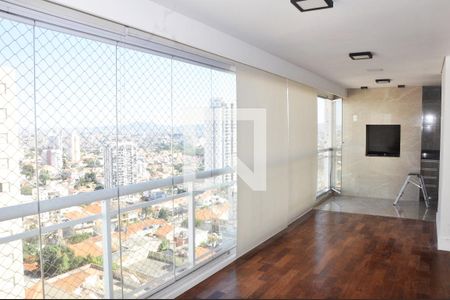 Apartamento à venda com 143m², 3 quartos e 2 vagasVaranda da Sala com Churrasqueira