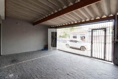 Casa à venda com 120m², 2 quartos e 3 vagas Casa à venda com 120m², 2 quartos e 3 vagasGaragem