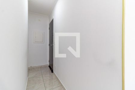 Entrada  de apartamento à venda com 2 quartos, 55m² em Vila Gumercindo, São Paulo