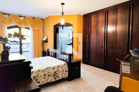 Casa à venda com 200m², 3 quartos e 4 vagas Casa à venda com 200m², 3 quartos e 4 vagasSuite