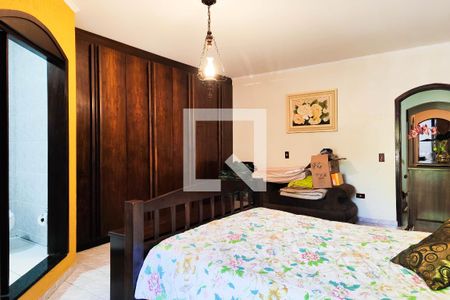 Casa à venda com 200m², 3 quartos e 4 vagas Casa à venda com 200m², 3 quartos e 4 vagasSuite