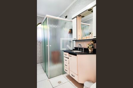 Casa à venda com 200m², 3 quartos e 4 vagas Casa à venda com 200m², 3 quartos e 4 vagasBanheiro da Suite