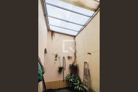 Casa à venda com 200m², 3 quartos e 4 vagas Casa à venda com 200m², 3 quartos e 4 vagasQuintal