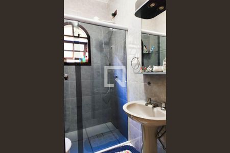 Casa à venda com 200m², 3 quartos e 4 vagas Casa à venda com 200m², 3 quartos e 4 vagasBanheiro Social