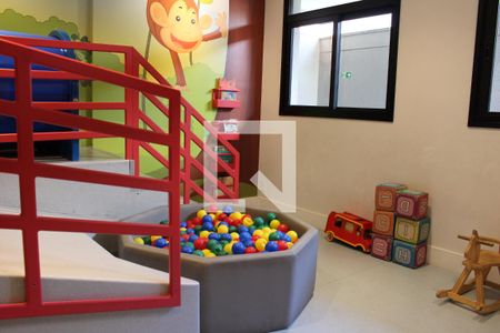 Apartamento à venda com 92m², 2 quartos e 1 vagaÁrea comum