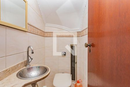 Casa à venda com 128m², 3 quartos e 2 vagasLavabo