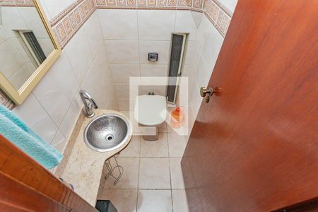 Casa à venda com 128m², 3 quartos e 2 vagasLavabo