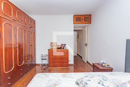 Casa à venda com 128m², 3 quartos e 2 vagasSuíte