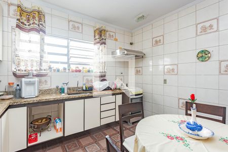 Casa à venda com 128m², 3 quartos e 2 vagasCozinha