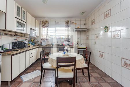 Casa à venda com 128m², 3 quartos e 2 vagasCozinha