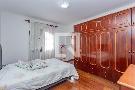 Casa à venda com 128m², 3 quartos e 2 vagasSuíte