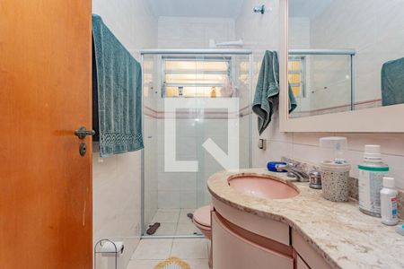 Casa à venda com 128m², 3 quartos e 2 vagasBanheiro da Suíte