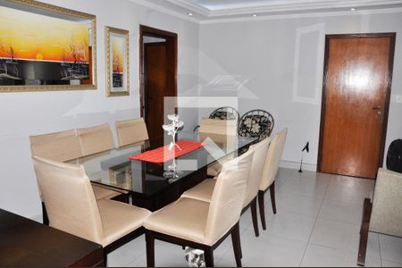 Apartamento à venda com 104m², 3 quartos e 2 vagasSala com Sala de Jantar e Varanda