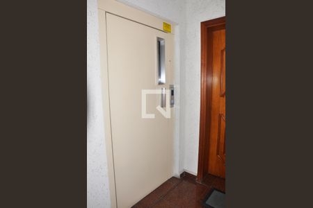 Apartamento à venda com 104m², 3 quartos e 2 vagasElevador