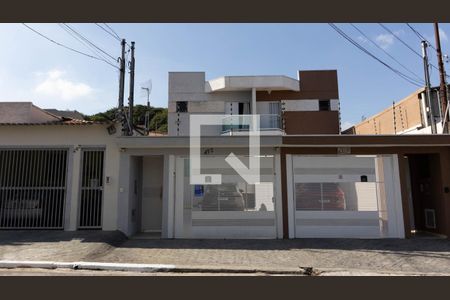 Casa à venda com 270m², 3 quartos e 3 vagasFachada