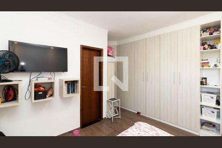 Casa à venda com 270m², 3 quartos e 3 vagasSuíte 1