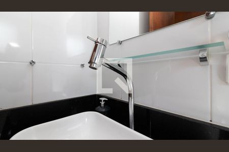 Casa à venda com 270m², 3 quartos e 3 vagasBanheiro da Suíte 2